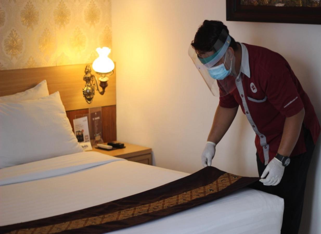 The Cube Hotel Malioboro, Azana Hotels Collection Yogyakarta Ngoại thất bức ảnh