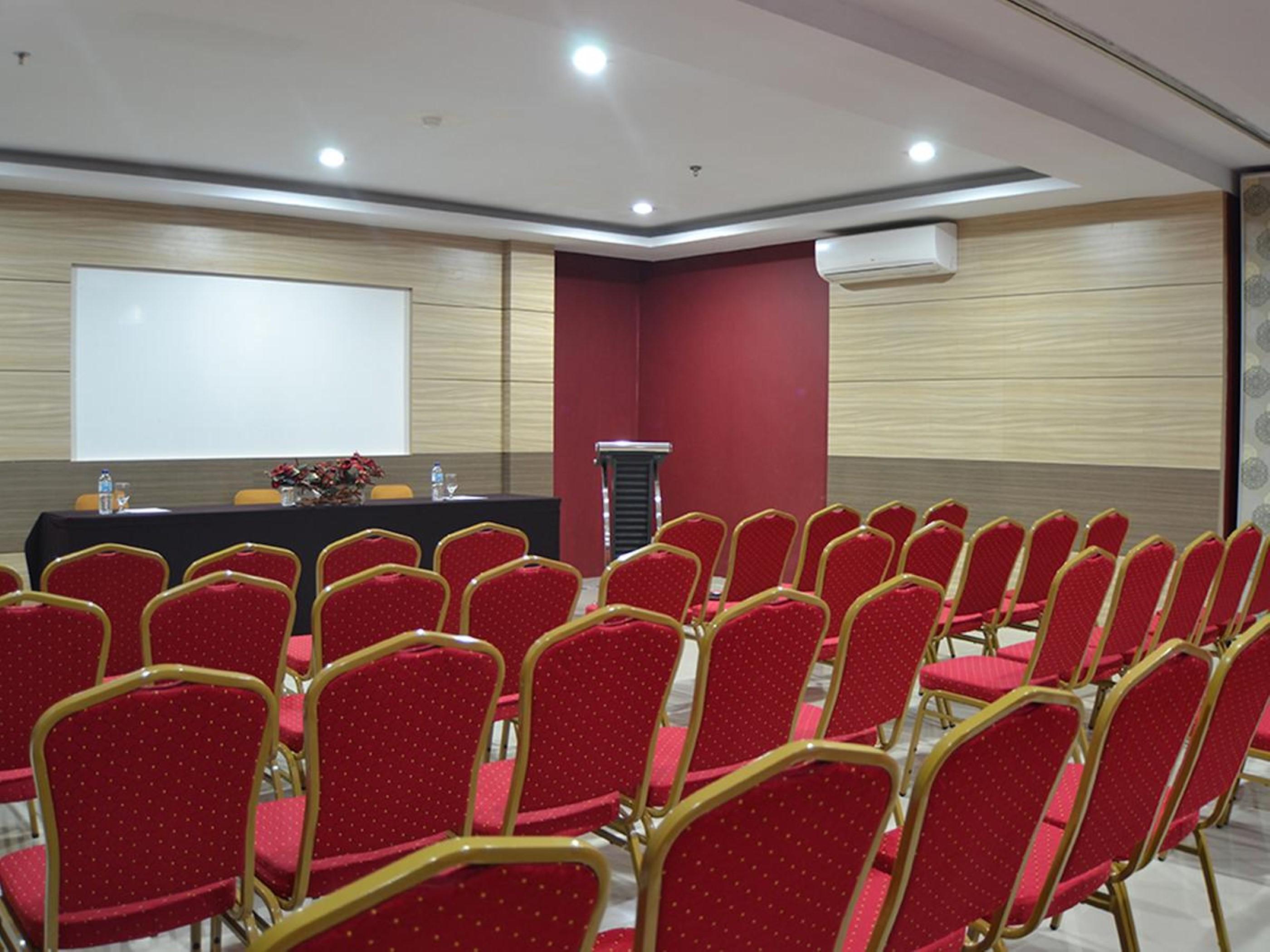 The Cube Hotel Malioboro, Azana Hotels Collection Yogyakarta Ngoại thất bức ảnh