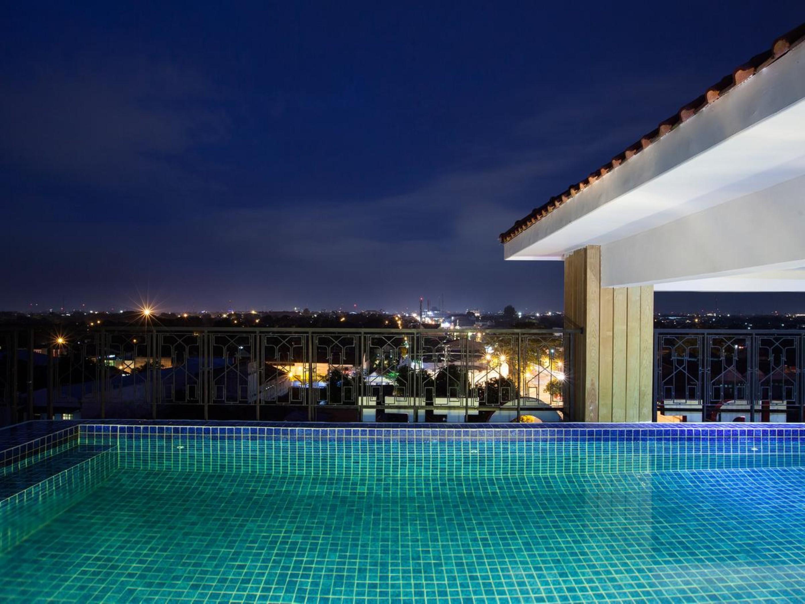The Cube Hotel Malioboro, Azana Hotels Collection Yogyakarta Ngoại thất bức ảnh