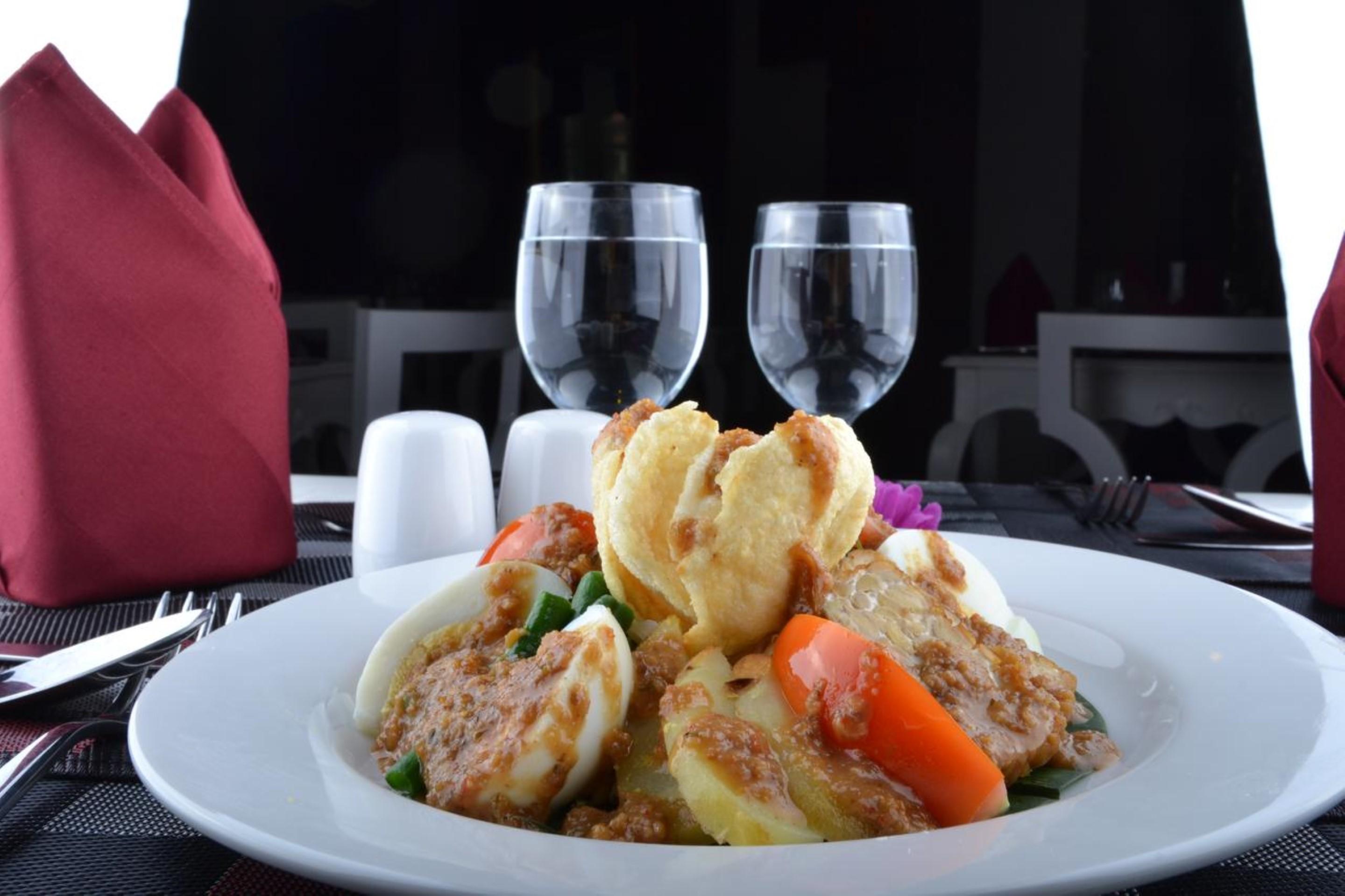 The Cube Hotel Malioboro, Azana Hotels Collection Yogyakarta Ngoại thất bức ảnh