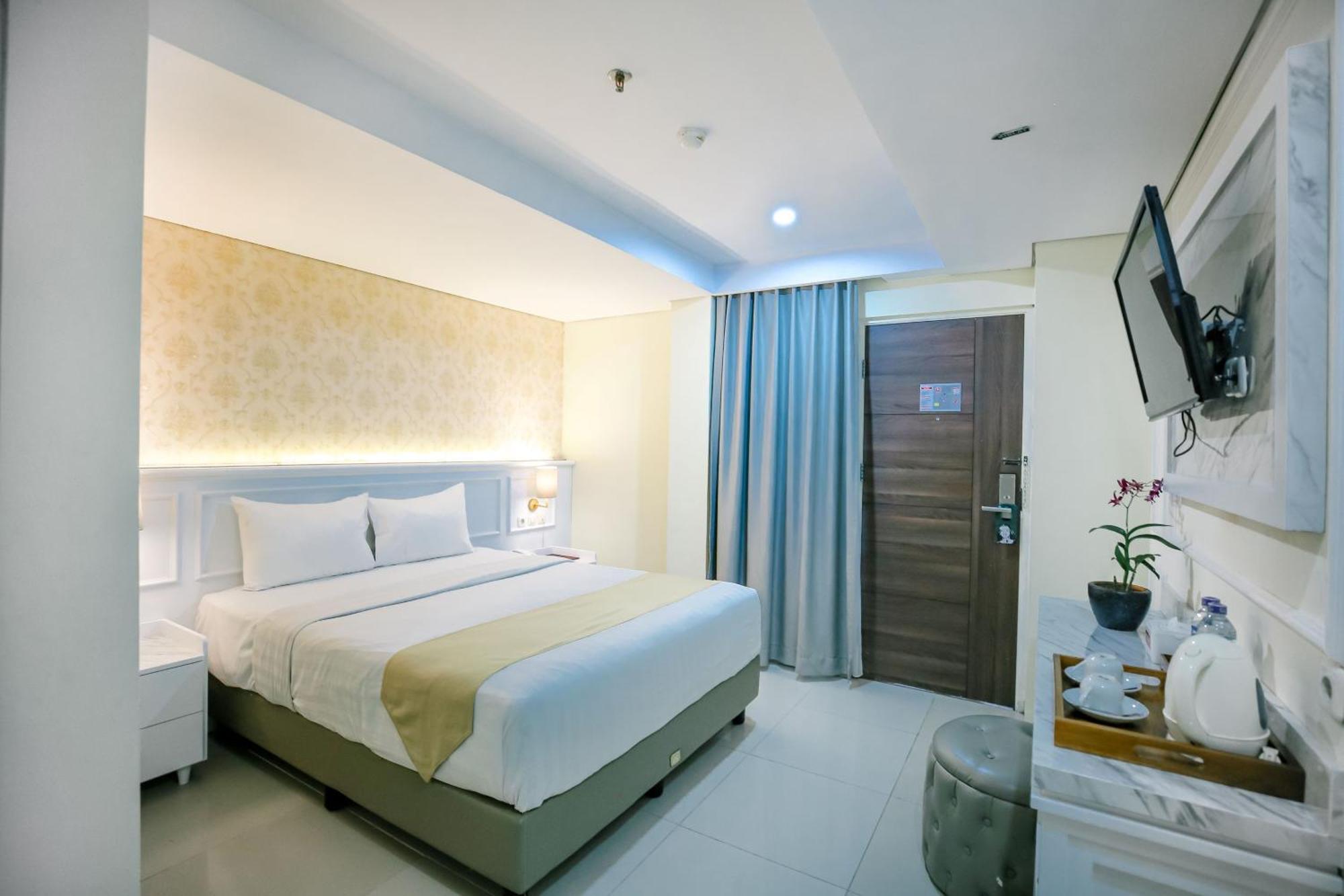 The Cube Hotel Malioboro, Azana Hotels Collection Yogyakarta Ngoại thất bức ảnh
