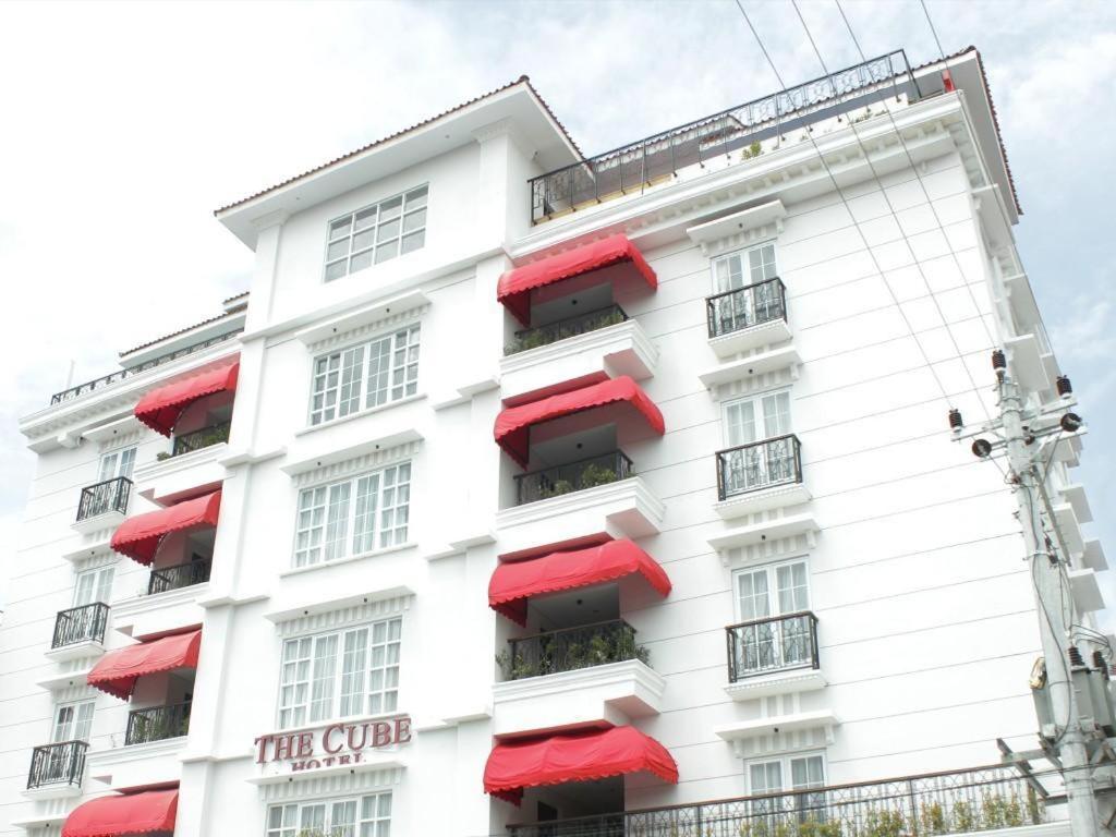 The Cube Hotel Malioboro, Azana Hotels Collection Yogyakarta Ngoại thất bức ảnh
