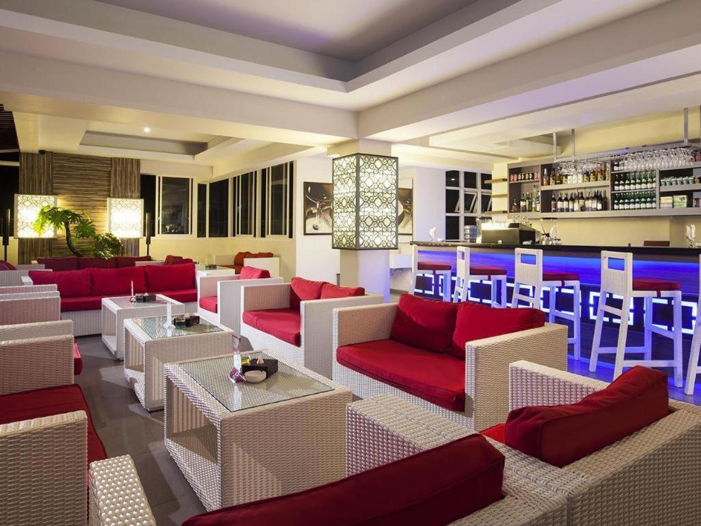 The Cube Hotel Malioboro, Azana Hotels Collection Yogyakarta Ngoại thất bức ảnh