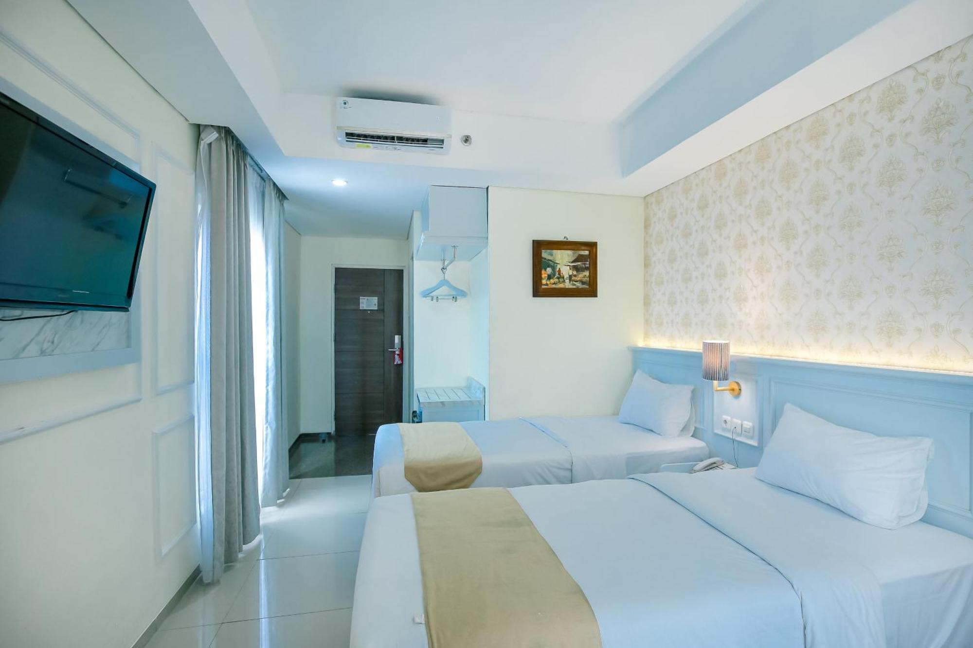 The Cube Hotel Malioboro, Azana Hotels Collection Yogyakarta Ngoại thất bức ảnh